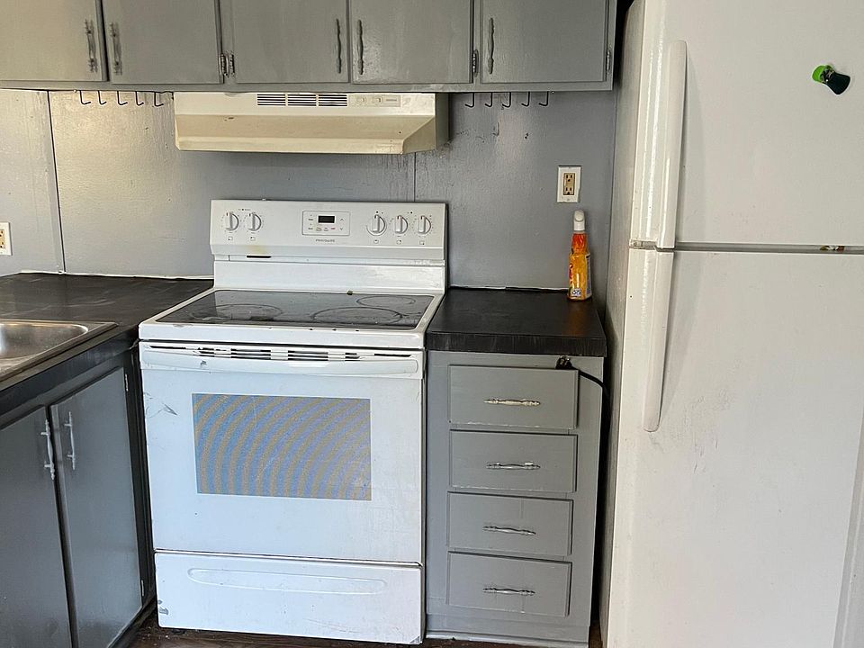 2nd image of 126 Aj Wesley St