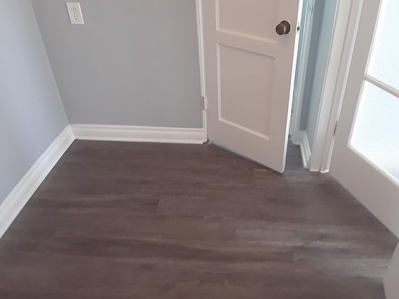 4th image of 131 10th St APT D