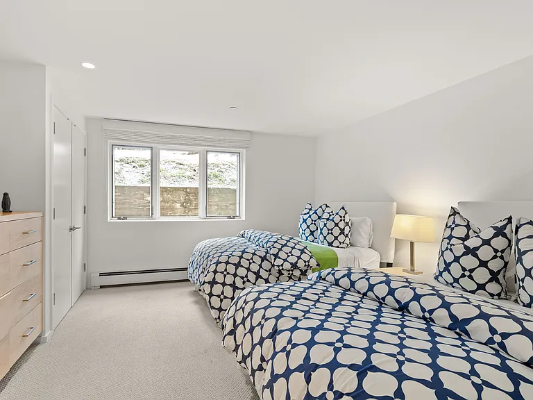 55 Overlook Dr — Photo 24