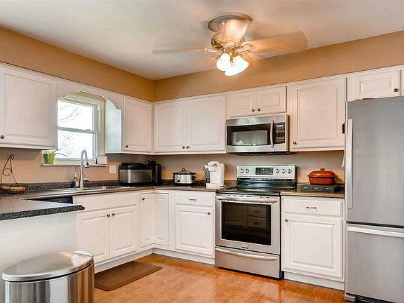 5th image of 8599 Hanover Dr