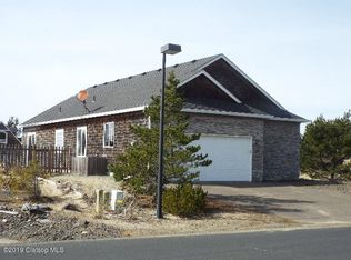 10000 Pine Ridge Dr, Manzanita, OR 97130