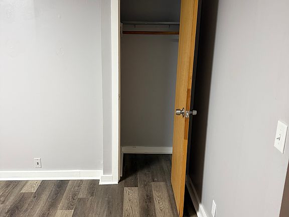 5th image of 2748 Atlantic Ave APT 5