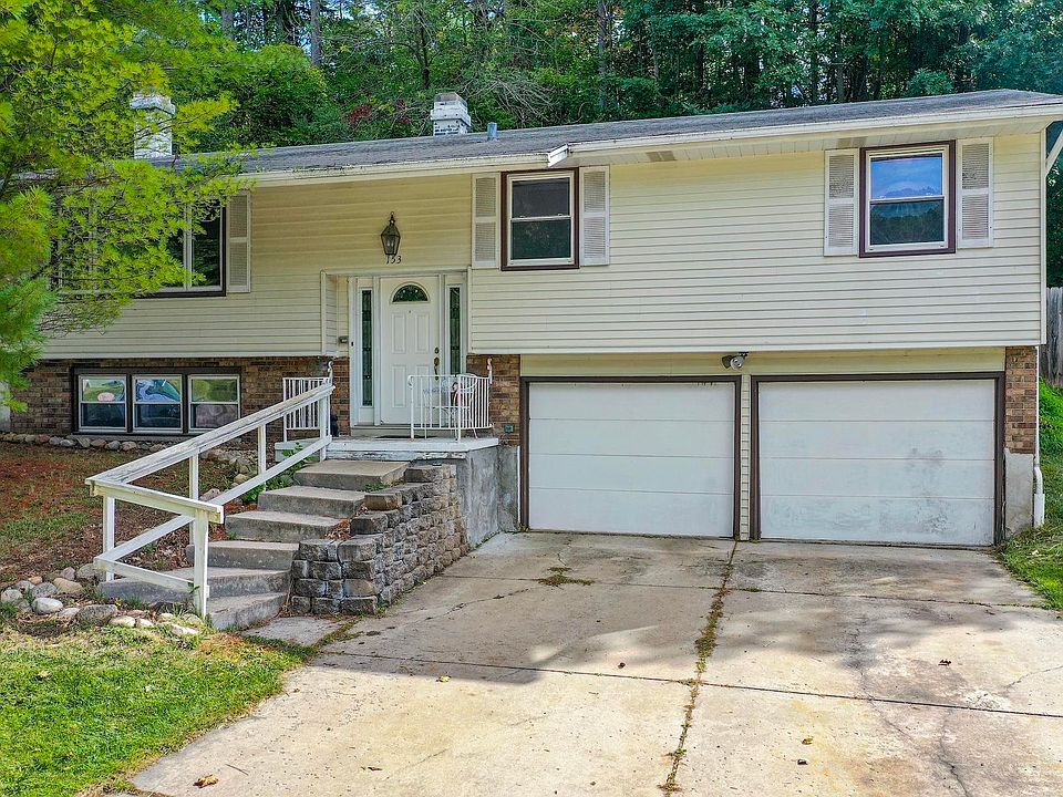 1st image of 153 Cliffview Dr