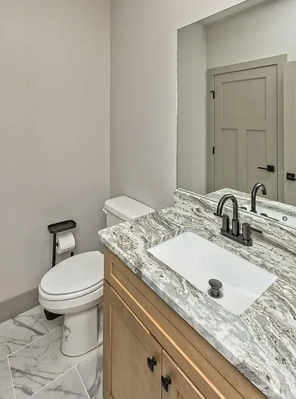 113 Caledonia Rd — Photo 24