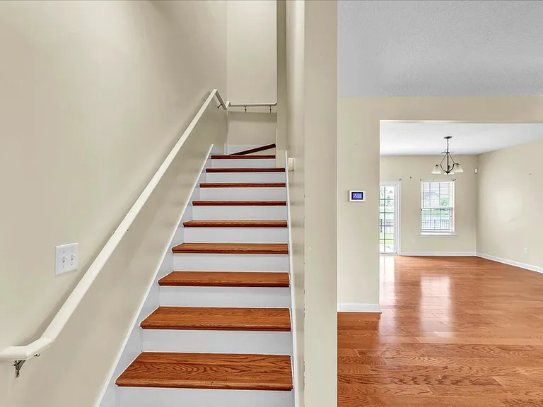 256 Savannah Ln — Photo 15
