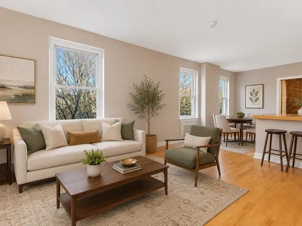32 Fleet St APT 7, Boston, MA 02113