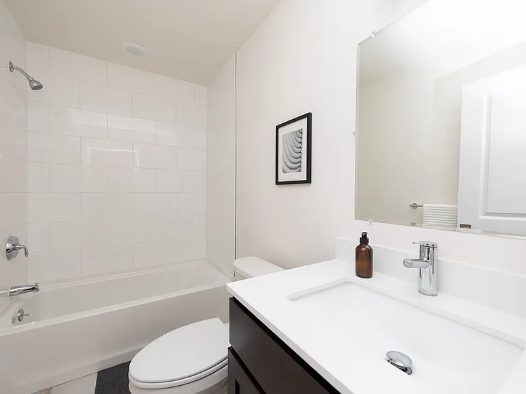 968 N 8th St #1 — Photo 4