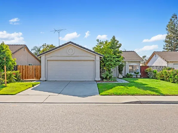 350 Shalako Dr, Oakdale, CA 95361