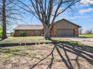 435 N Meadowood St, Cleveland, OK 74020