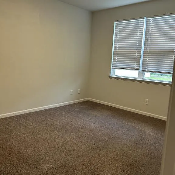 2105 Ridgedale Dr — Photo 5