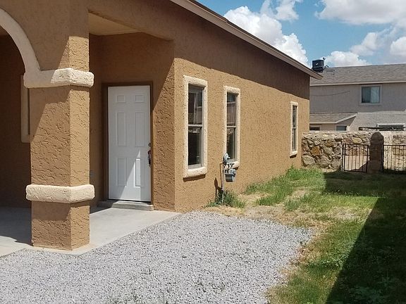 2nd image of 10229 Valle De Oro Dr
