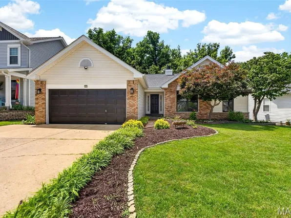 444 Bethany Ct, Valley Park, MO 63088