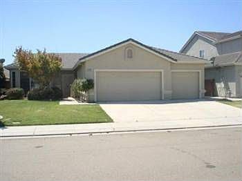 1st image of 3126 McVie Dr