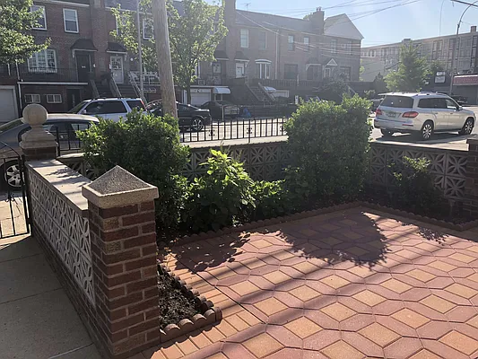 Rented by Tri Boro Terrace Realty | media 2