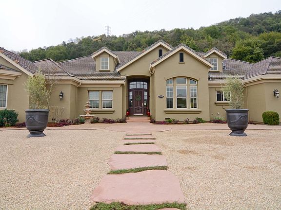 5th image of 13765 Sycamore Dr