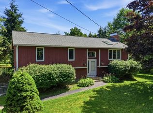 39 Old Auburn Rd, Derry, NH 03038