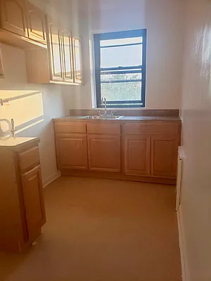 Rented by Padsters Realty LLC | media 13