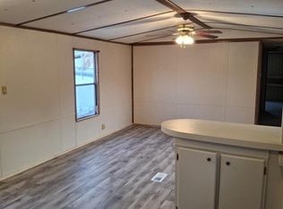 132 R Upper Rd, Stoystown, PA 15563