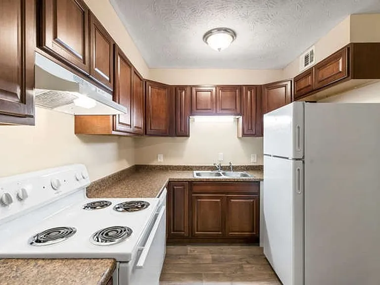 Oxford Village Townhomes — Photo 1
