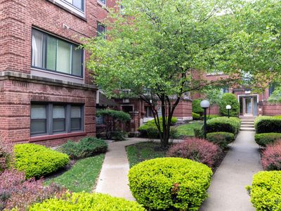 932 W Sunnyside Ave APT 1C, Chicago, IL, 60640