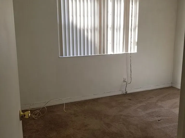 5820 N Church Ave #310 — Photo 13