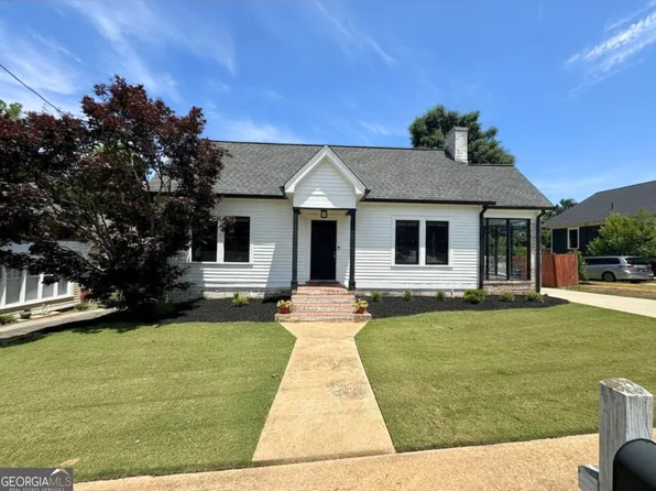 21 Buchanan St, Newnan, GA 30263