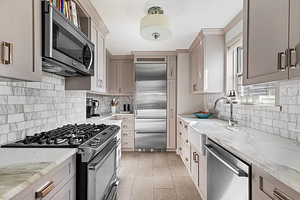 201 East 66th Street #10M in Lenox Hill, Manhattan | StreetEasy