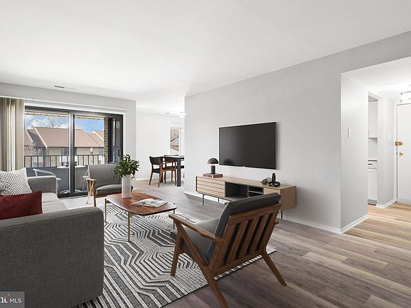 4th image of 511 Florida Ave APT 202