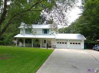 34795 Oak Place Dr, Denham Springs, LA 70706