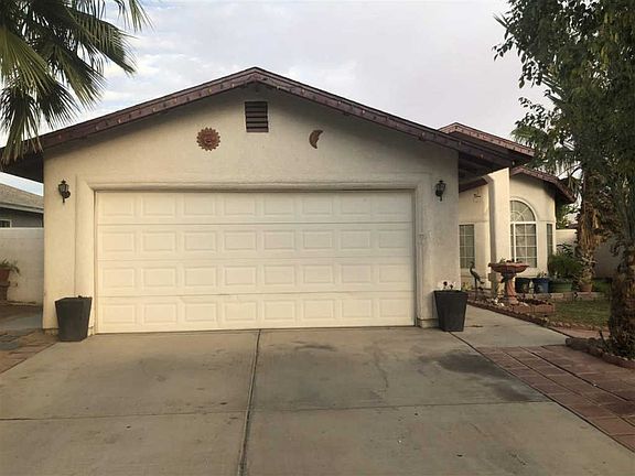 4th image of 1013 N McCain Ave