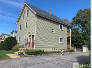 138 High St #B, Sanford, ME 04073