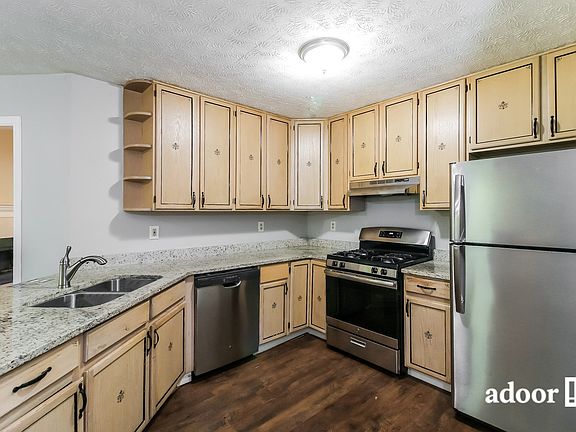 5th image of 237 Hillandale Dr