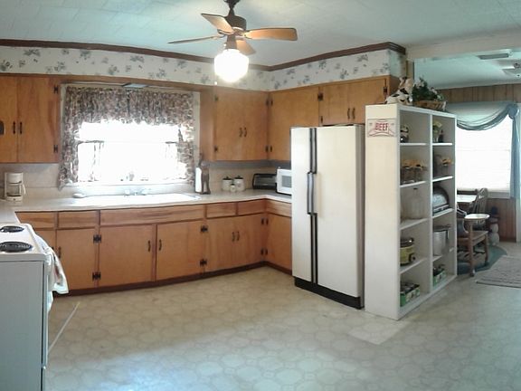 HUGE kitchen