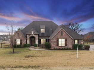 6724 E 87th St N, Owasso, OK 74055