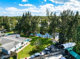 8880 SW 50th Pl, Cooper City, FL 33328