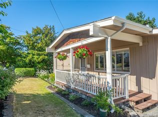 549 Alameda Ave, Fircrest, WA 98466