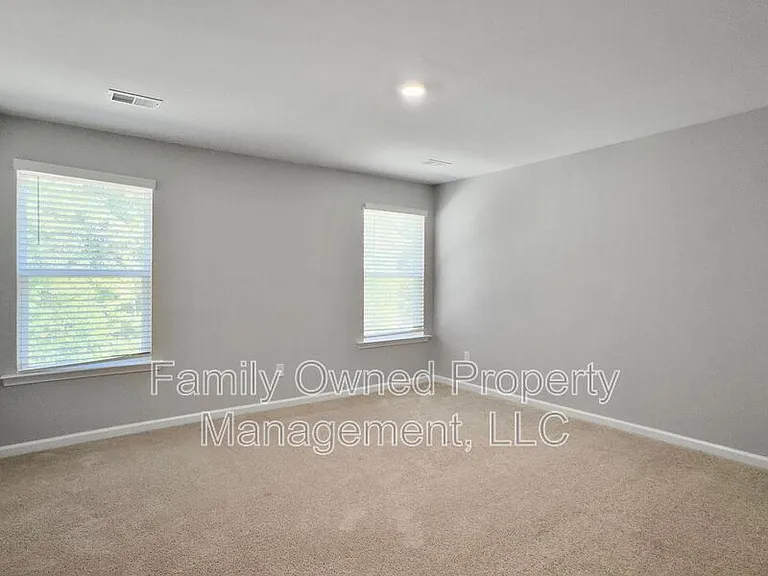 422 Blue Elderberry Run — Photo 33