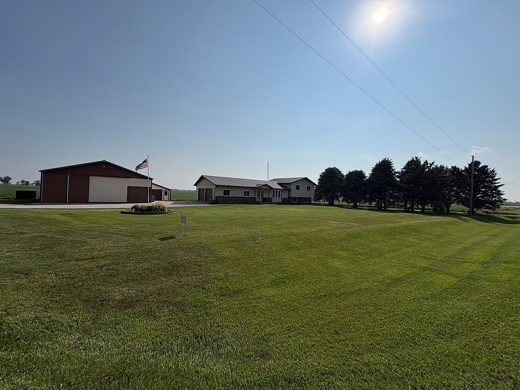 1057 R Ave - Property Image