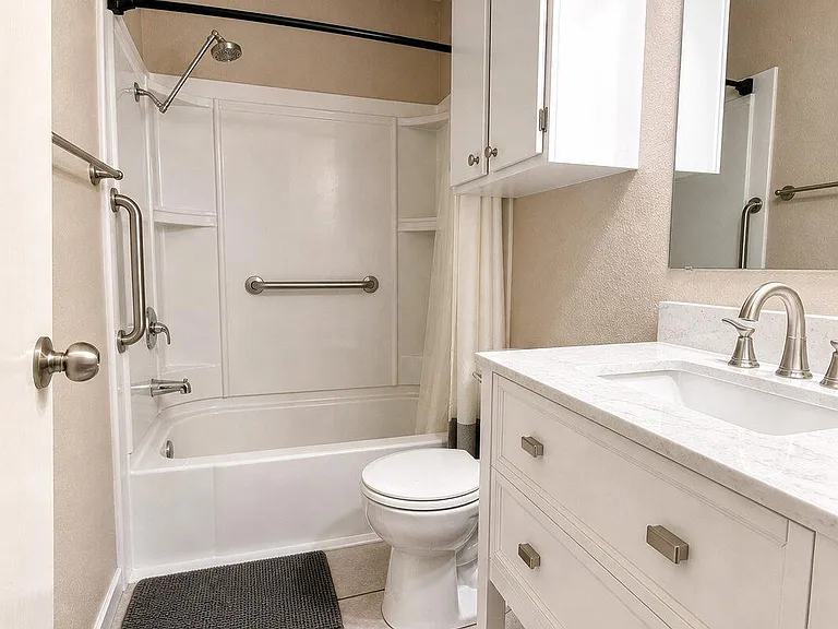 1105 Green Meadow Dr — Photo 12
