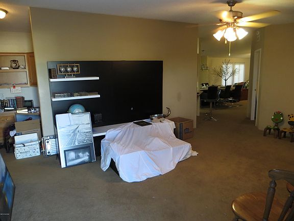 4th image of 3123 W Tumbleweed Dr