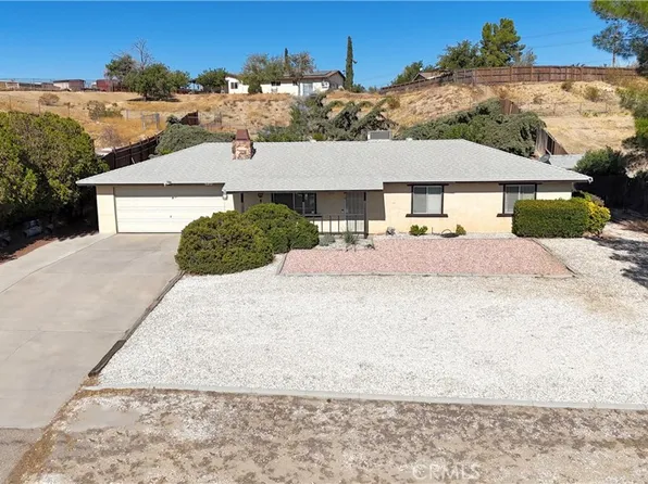 16432 Bunnell Ave, Victorville, CA 92394