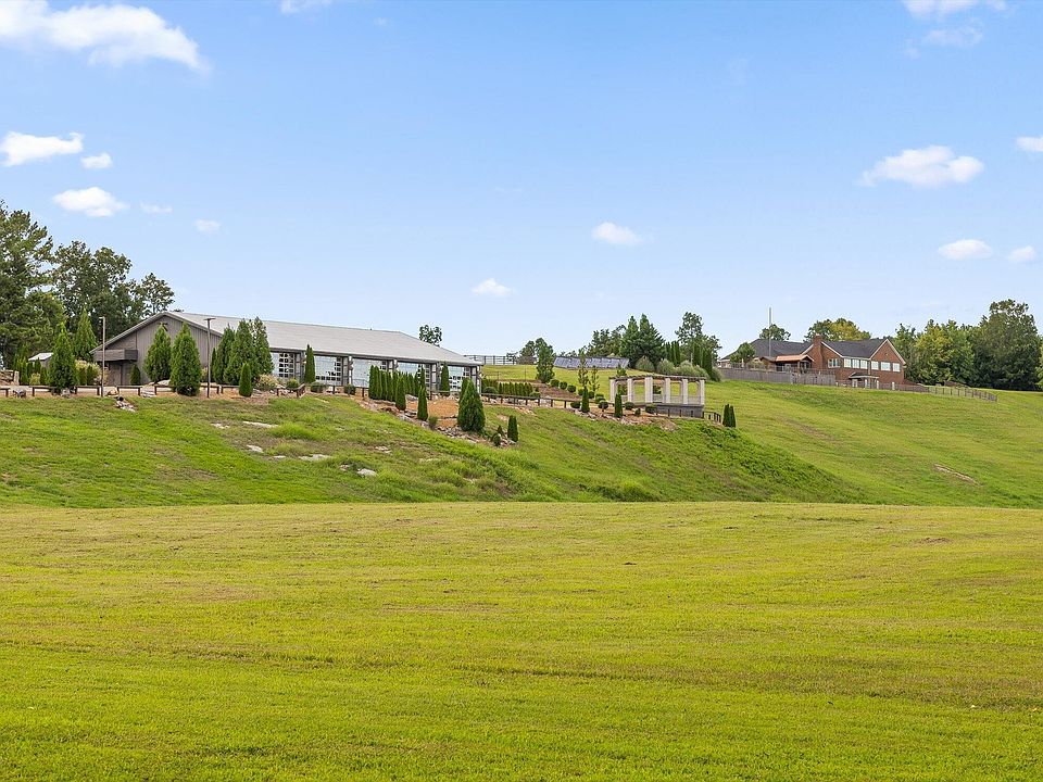 178th image of 1020 Thomas Rd