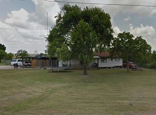 3858 Stagecoach Rd, Seguin, TX 78155