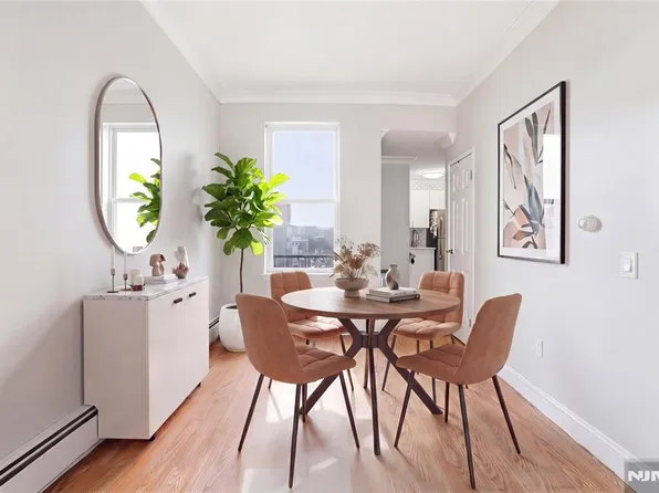 133 Grand St #401, Jersey City, NJ 07302