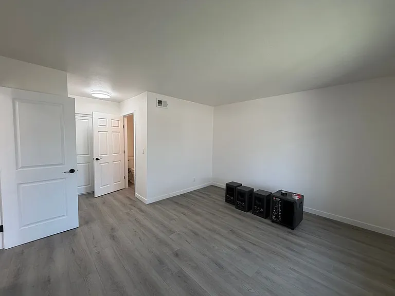 2512 W Fulcrum Pl — Photo 24