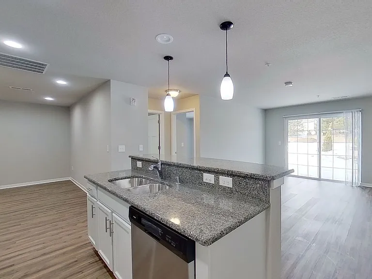 1911 Stoney Ln #80 — Photo 15