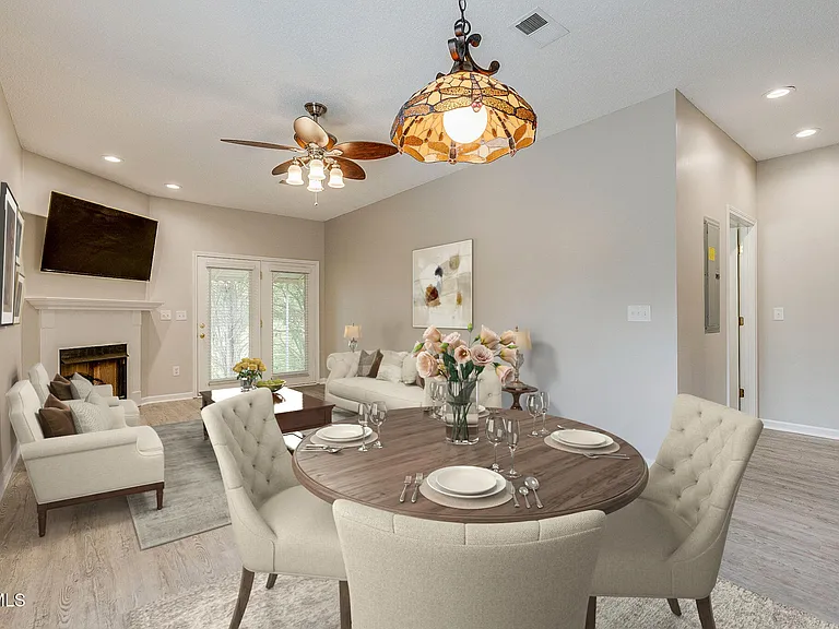 176 S Austin Springs Rd #9 — Photo 5