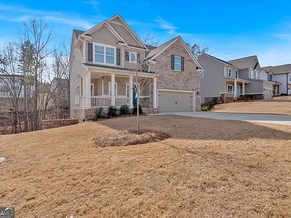 3rd image of 26 Lakewood Ct SE