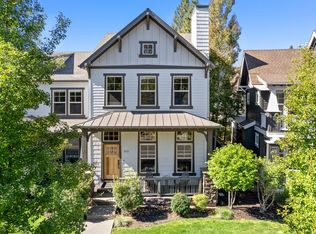 2641 Crossing Dr, Bend, OR 97703