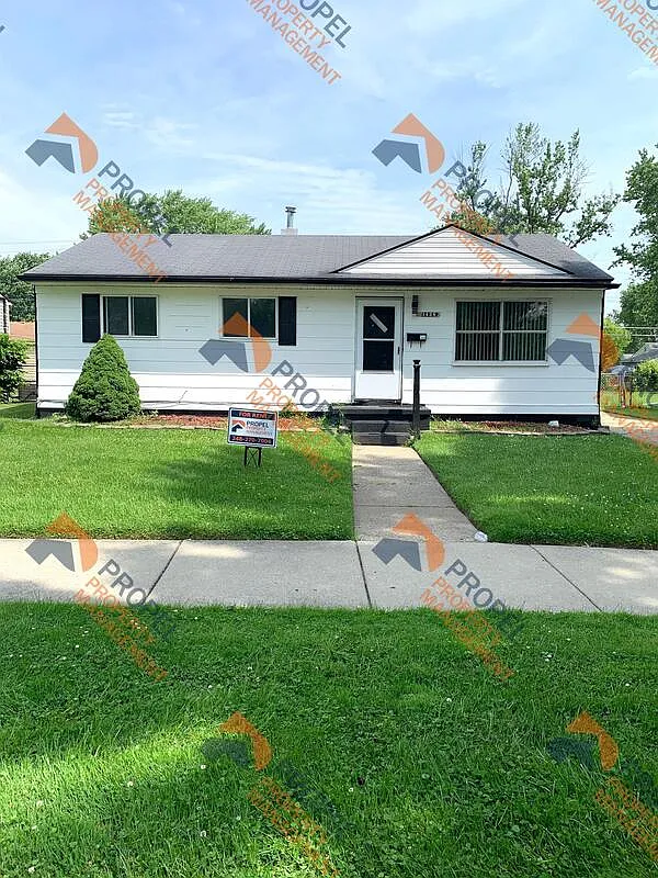 3 bed, 1.0 bath, 988 sqft, $1,400 — Photo 1